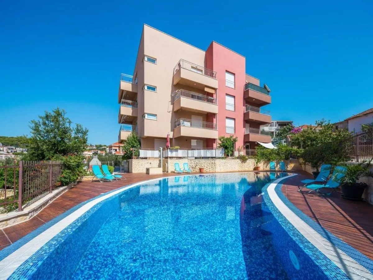 Apartment Azzura Trogir